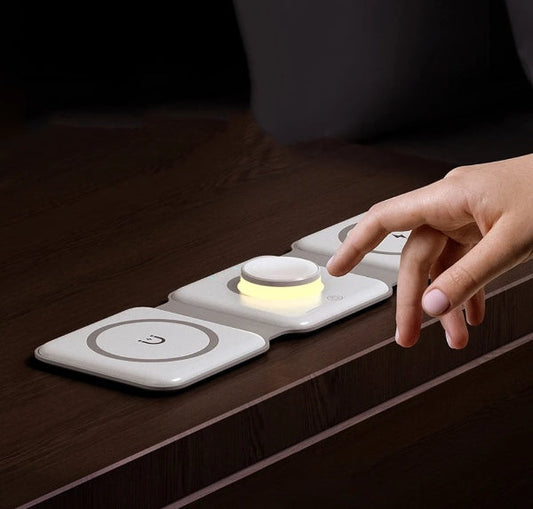 3-in-1 Foldable Wireless Travel Charger – Portable Charging Pad for iPhone, Samsung Galaxy Phone, Buds & Galaxy Watch, Qi Fast Charging Station